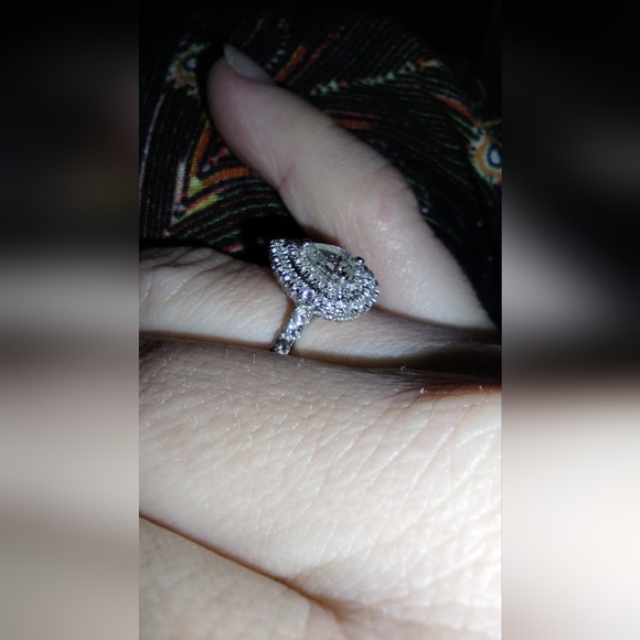 14k sz 7 Vera Wang Love engagement ring - Picture 11 of 16